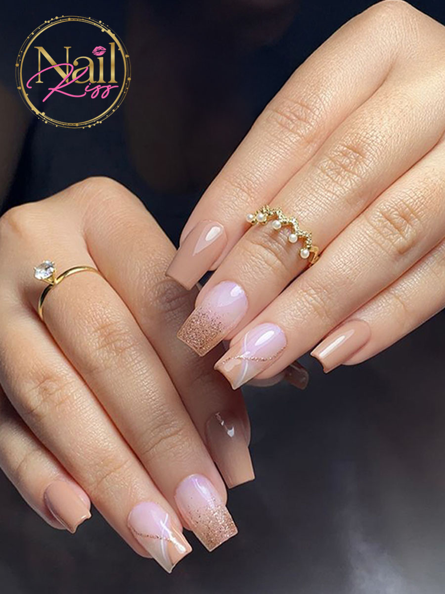 Nail Kiss 