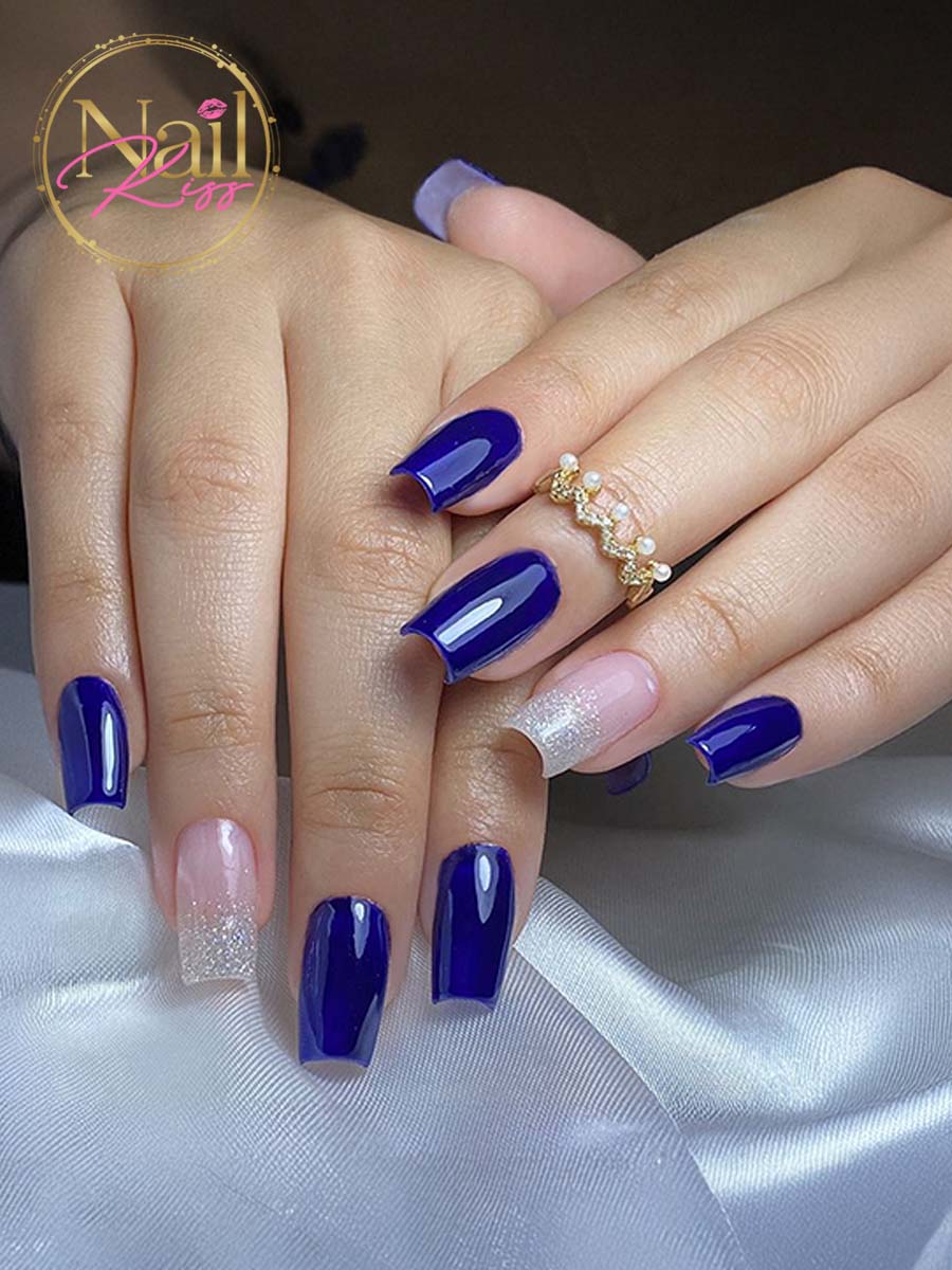 Nail Kiss 