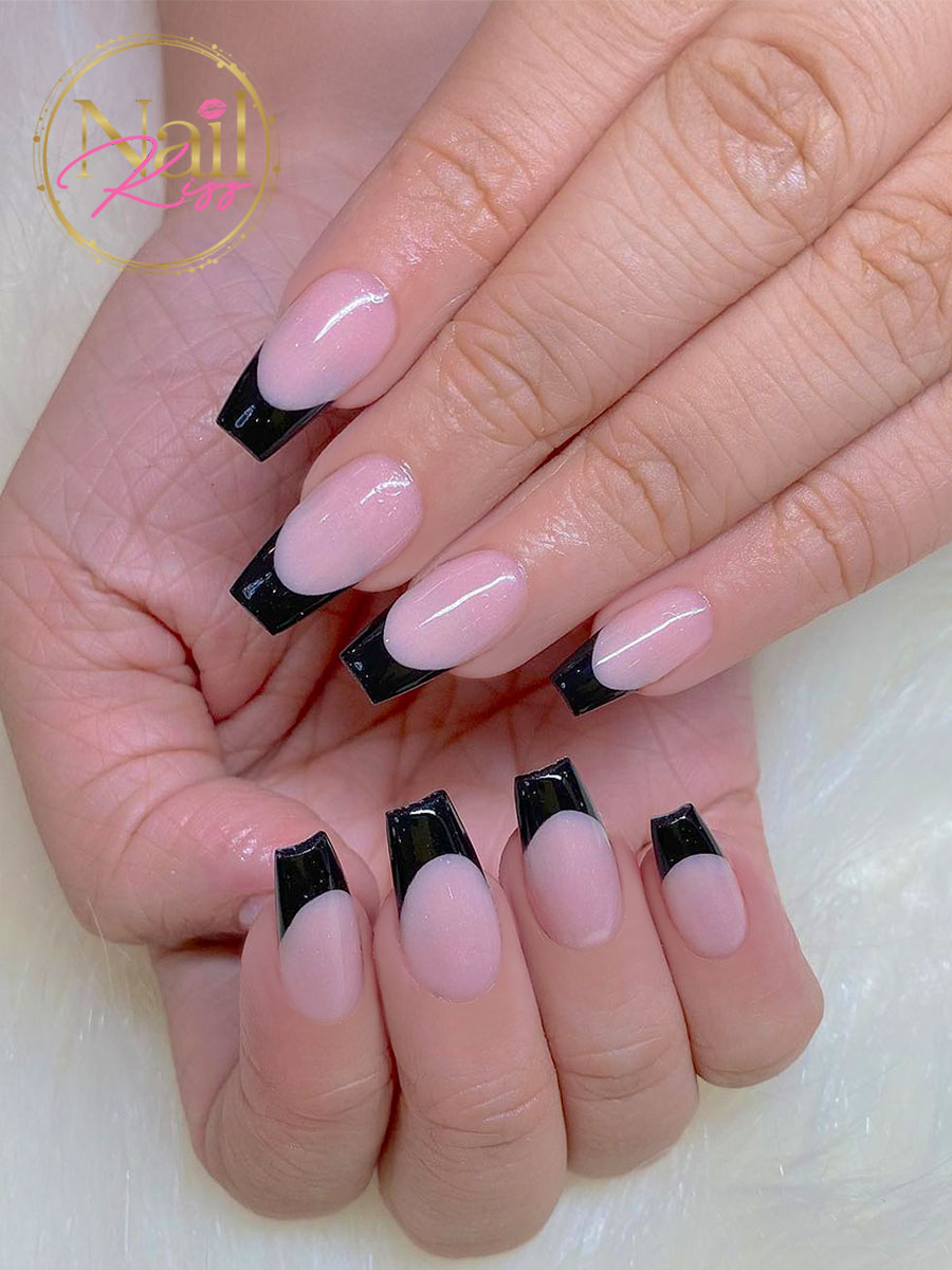 Nail Kiss 