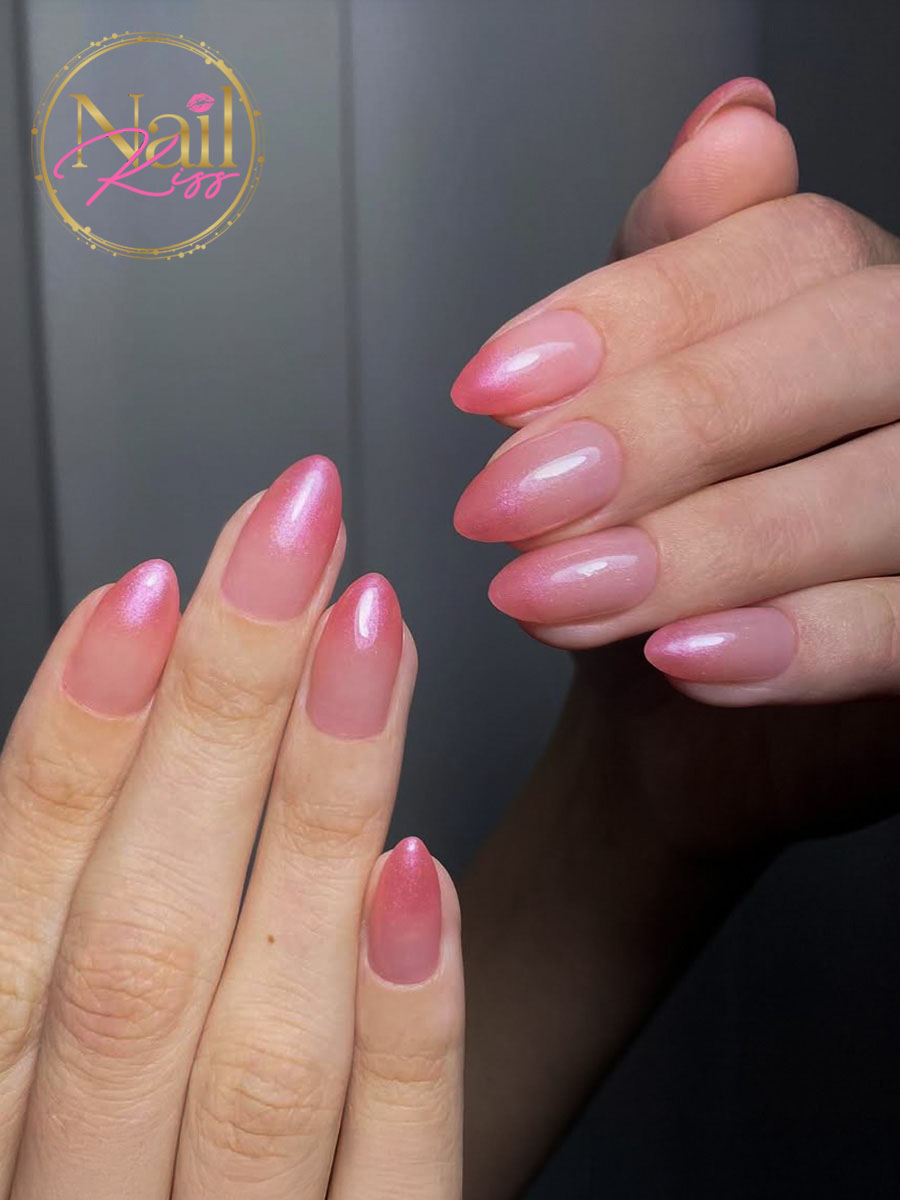 Nail Kiss 